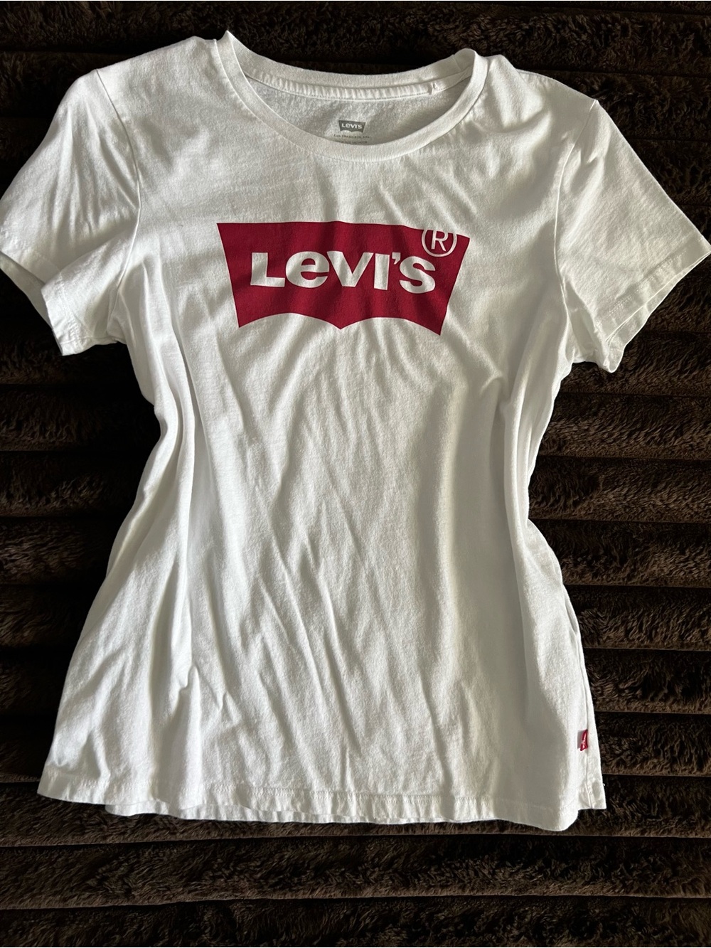 Levi's White Short-Sleeve Tee with Red Logo